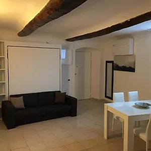 Vacanze Breda Apartment Genoa