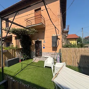 https://casa-in-corte-con-ampio-spazio-allaperto.it-lombardy.com
